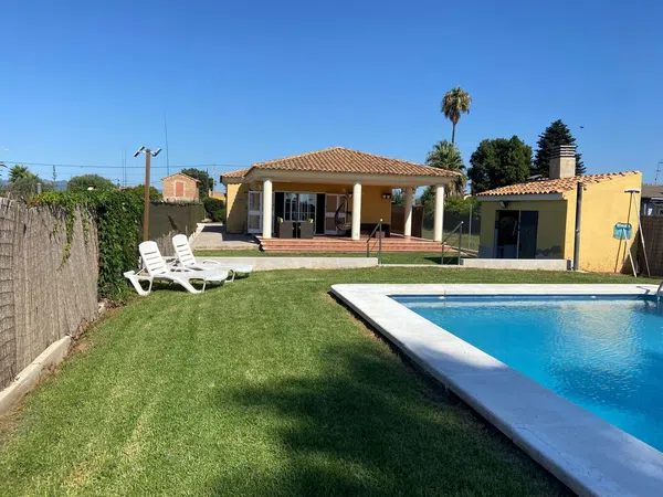 Casa o chalet independiente en Zona Llombai, Zona Llombai - Foto 1