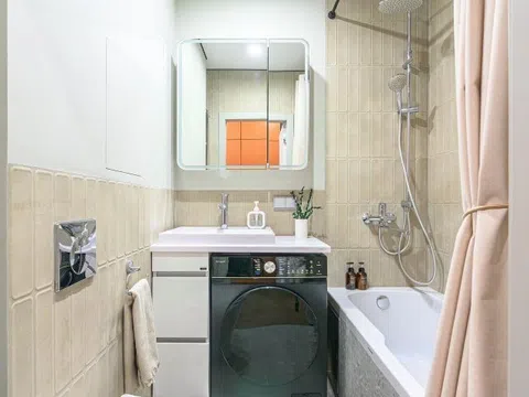 Estudio en calle Girona, 13