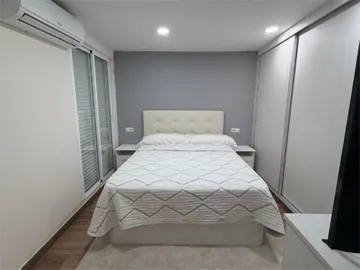 Piso en  Carrer de Vilamarí 58 - Foto 3