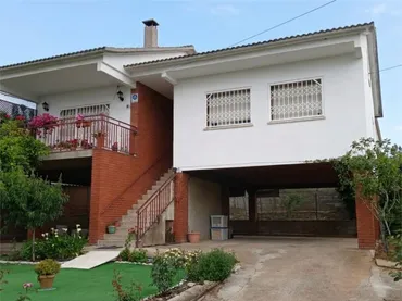 Chalet en  Carrer del Ferrocarril 32 - Foto 1