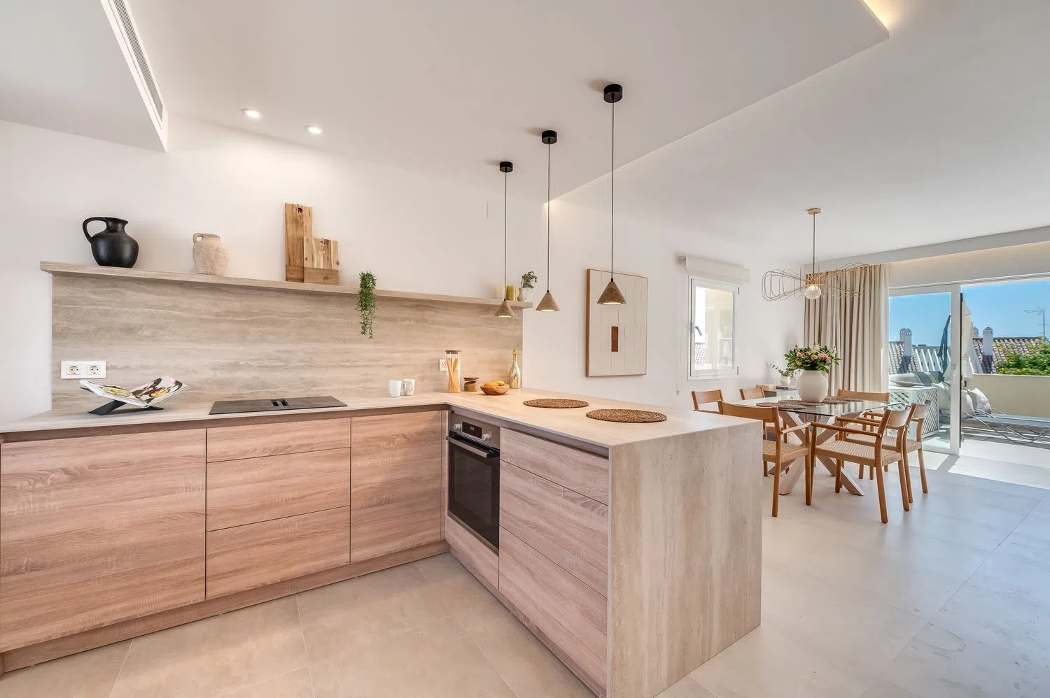 Chalet adosado en Urbanización Los Pinos de Aloha s/n - Foto 6