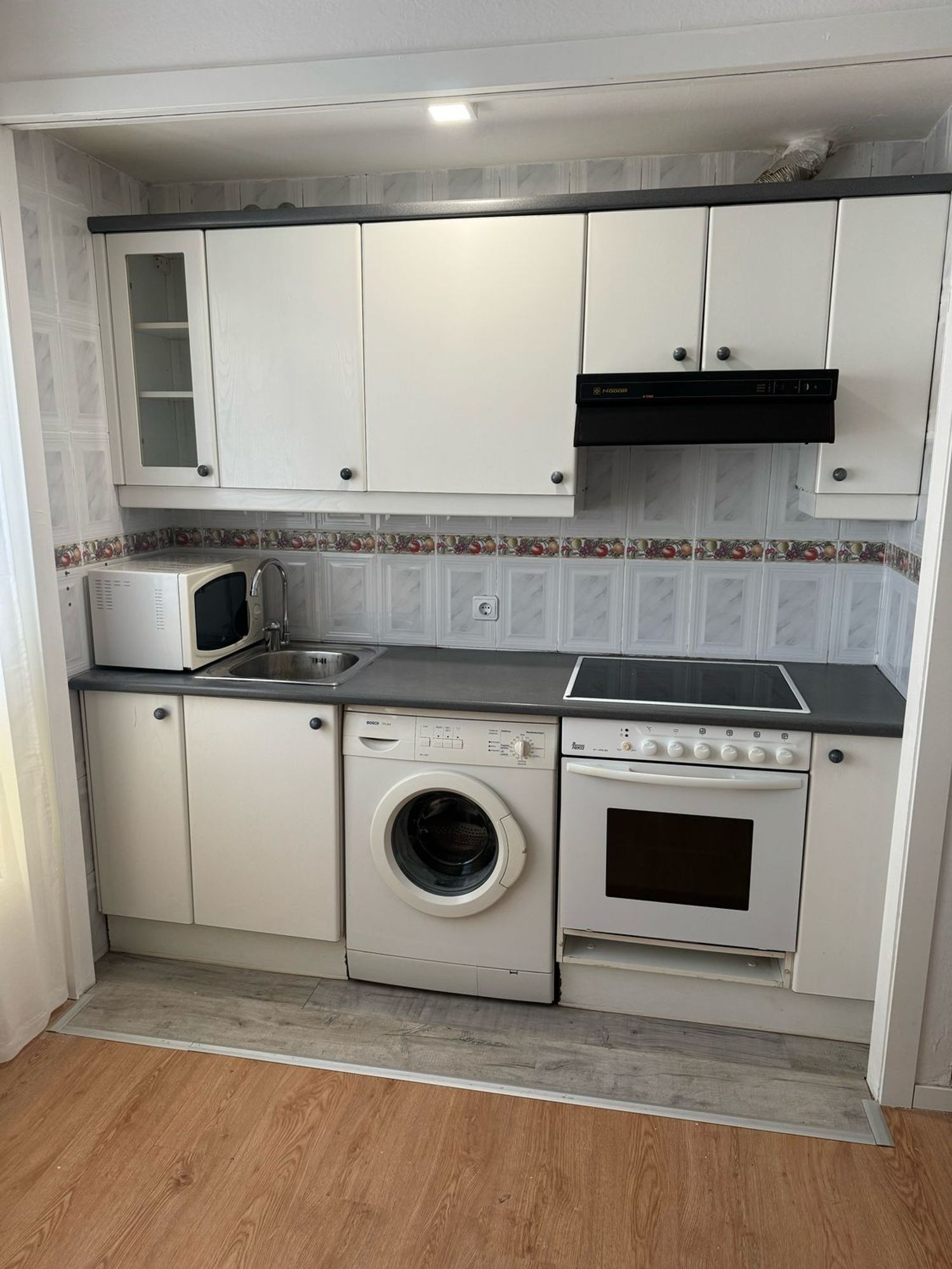 Estudio en calle Juan XXIII, 11 - Foto 2