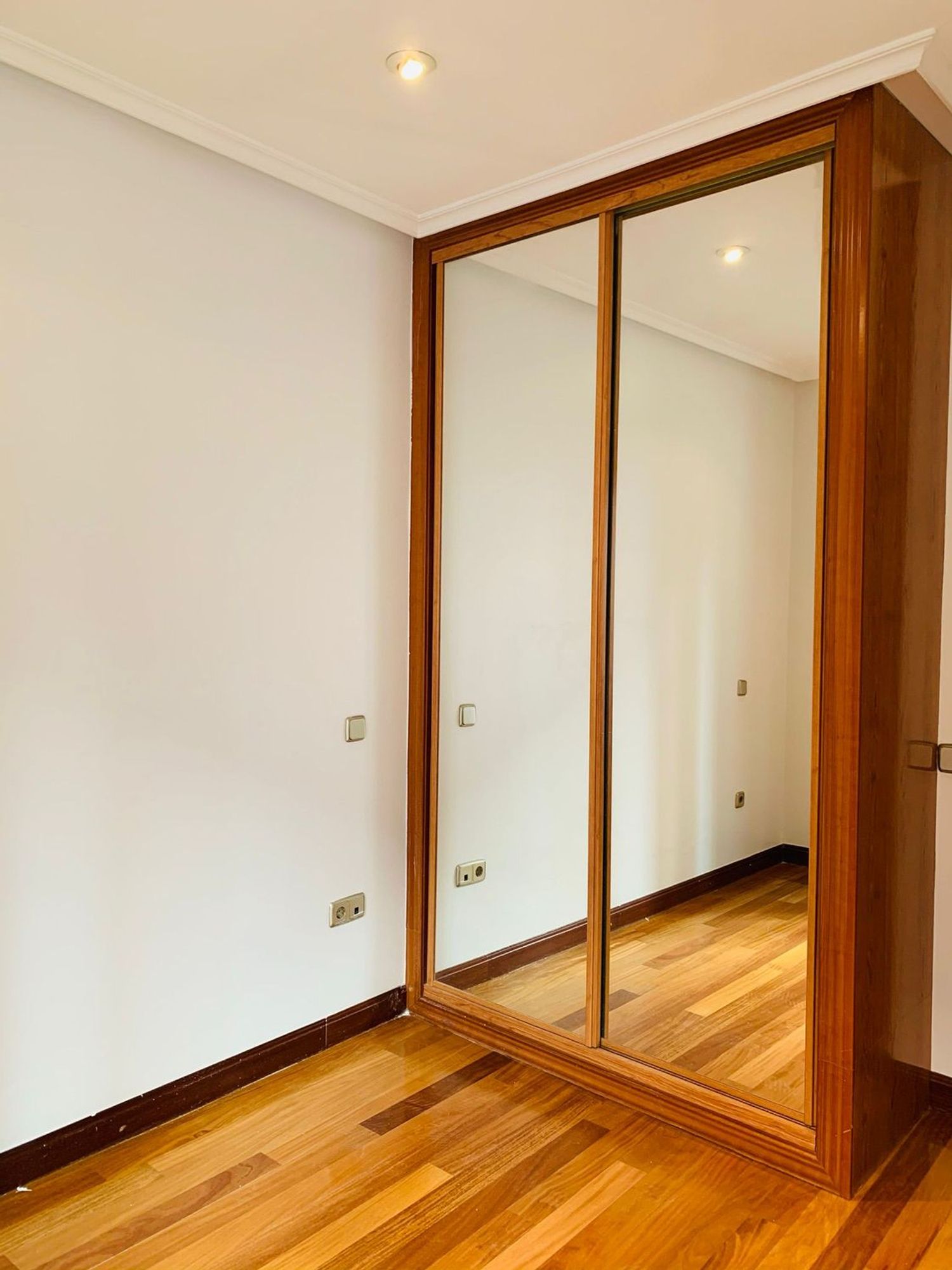 Piso en calle de Isabel la Católica, 11 - Foto 8