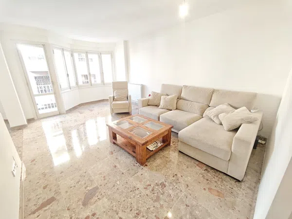 Piso en calle de l'Almirall Oquendo, 5 - Foto 1