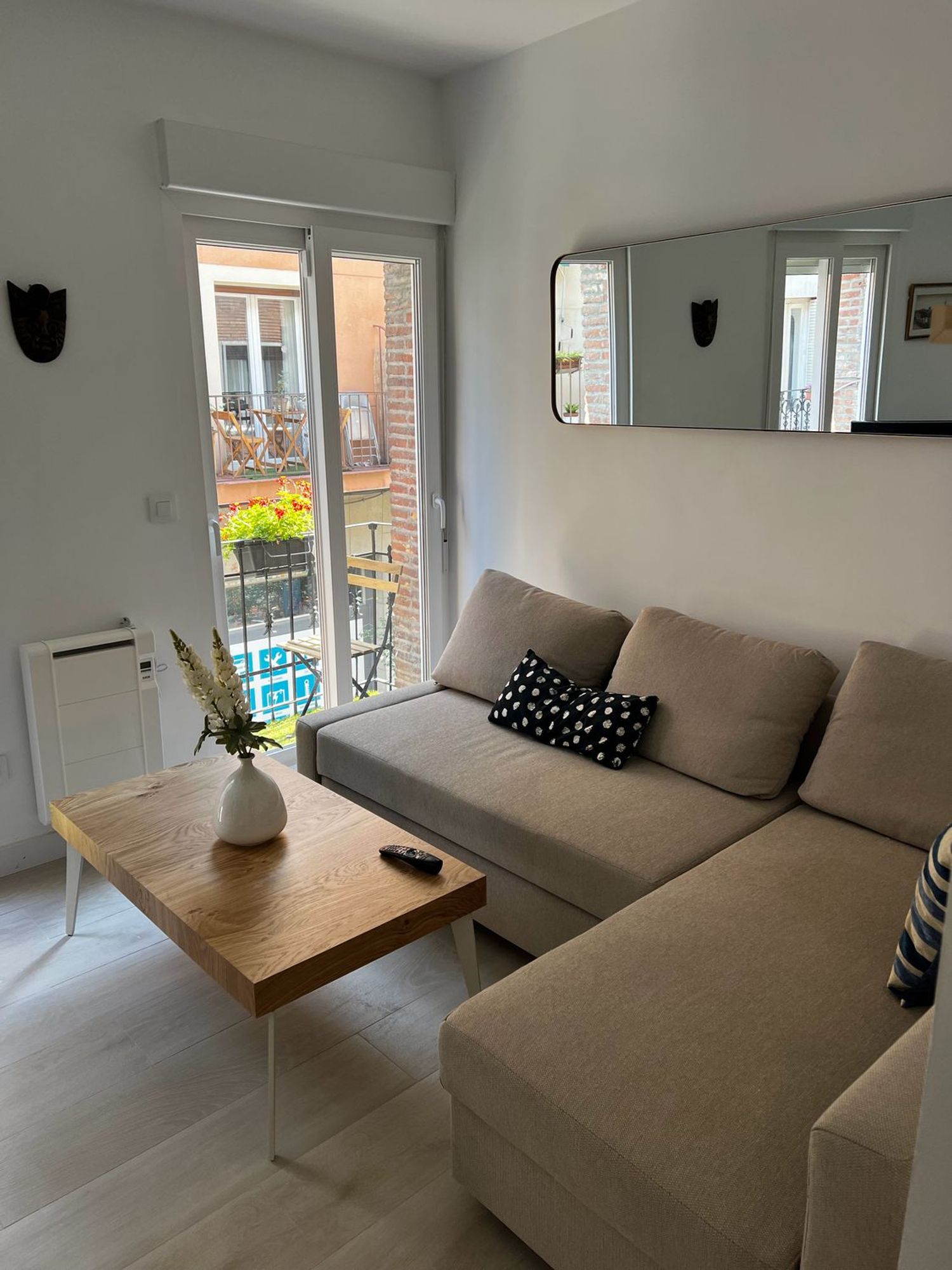 Piso en calle de Guipúzcoa, 8 - Foto 1