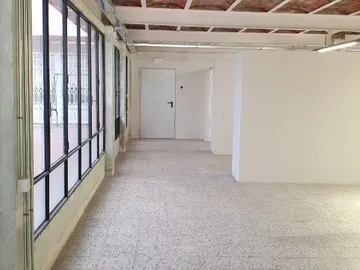 Local comercial en  Carrer Clotet 9 - Foto 2