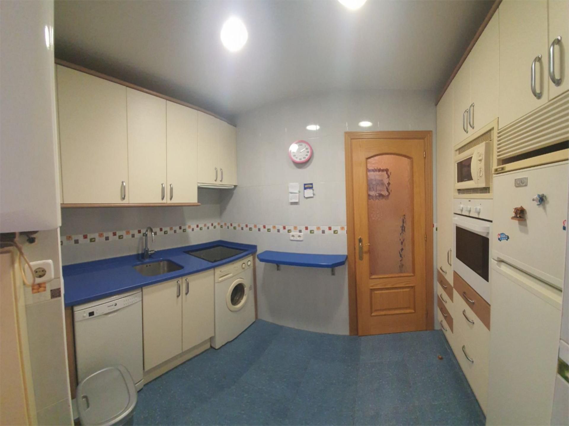 Piso en  Calle de Jacinto Verdaguer 16 - Foto 2