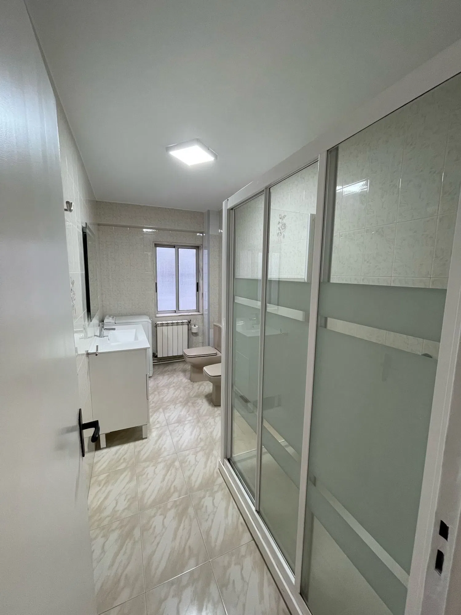 Piso en calle de San Pedro de Mezonzo, 11 - Foto 9