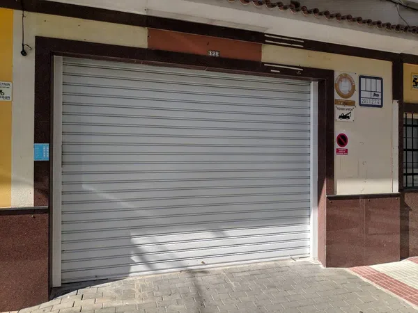 Local en Calle Javier Arraiza, 2, La Puya - La Ermita - Foto 2