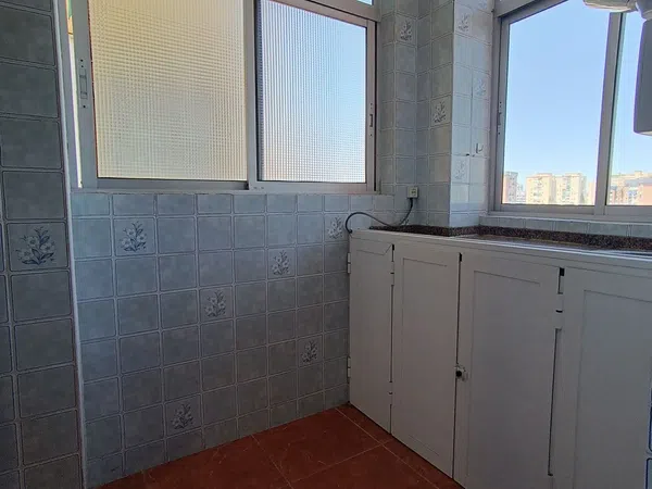 Piso en Calle Francisco Padilla, 34, Los Guindos - Parque Mediterráneo - Santa Paula - Foto 5
