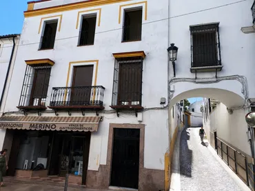 Piso en  Calle Moralejo 52 - Foto 3