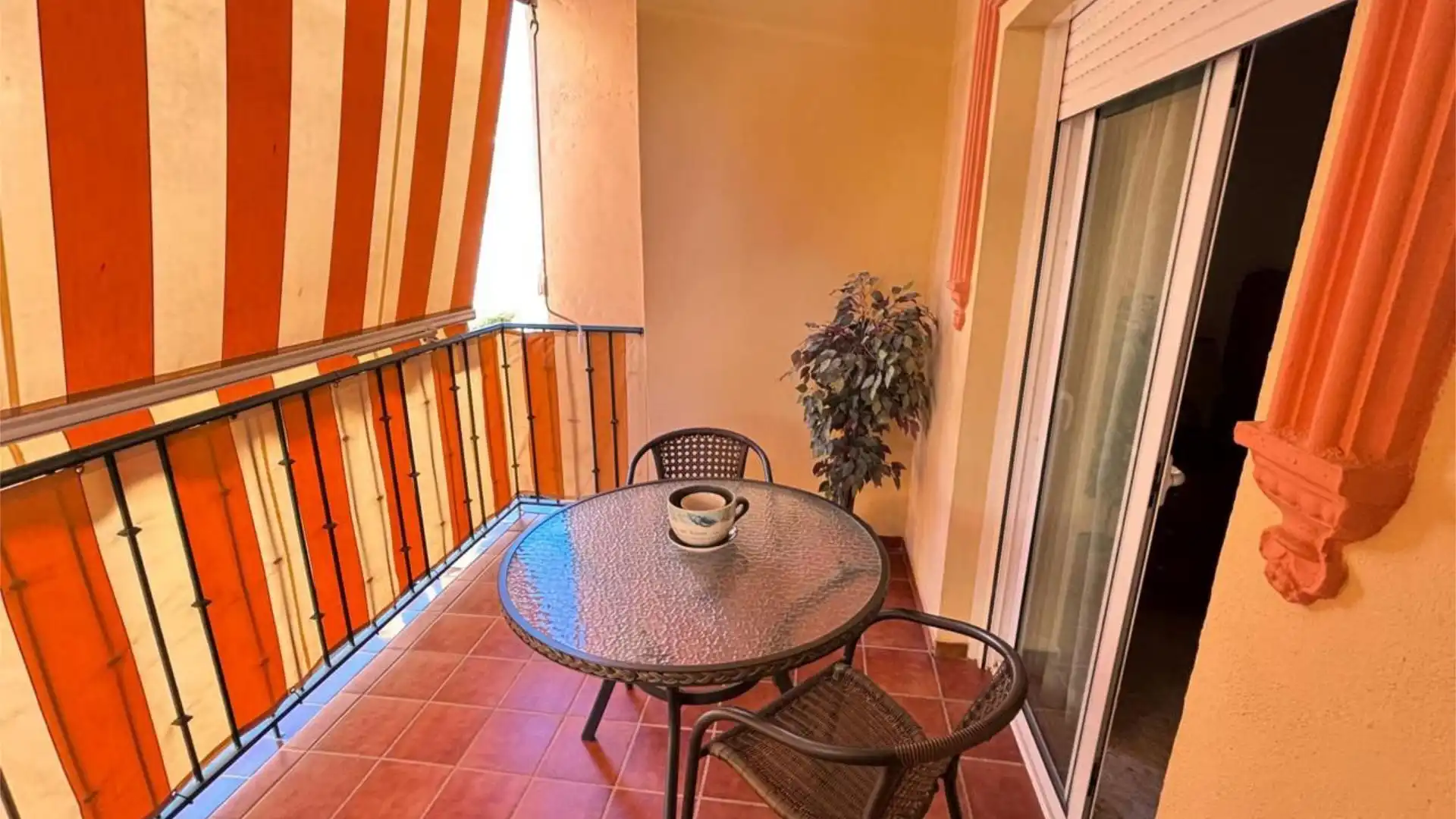 Piso en  Calle Río Lanjarón 4 - Foto 4