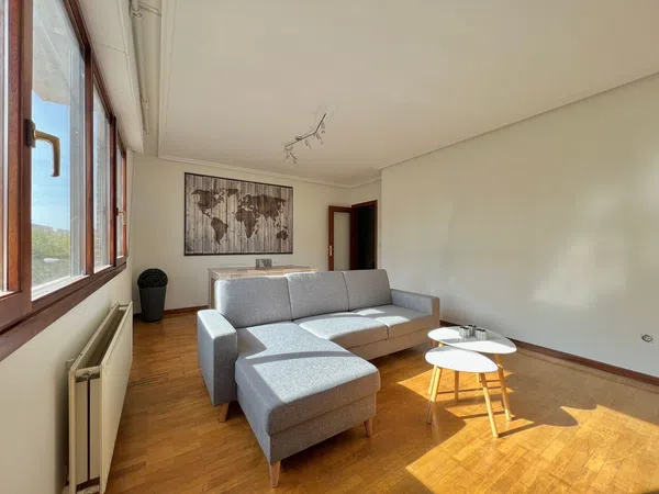 Piso en calle Antonio Machado, 25