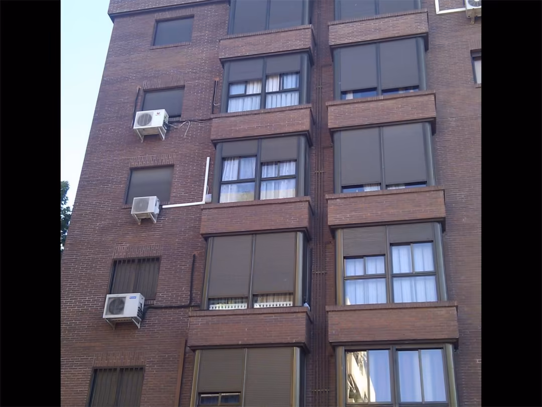 Piso en  Calle Riocabado 17