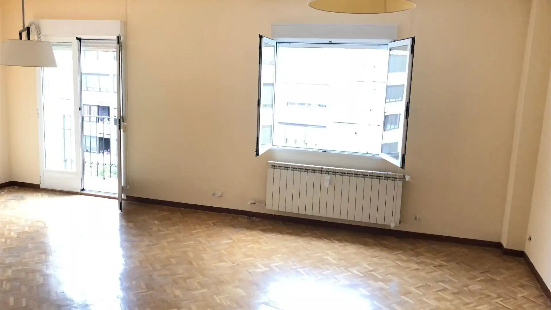 Piso en  Avenida de la Reina Victoria 21 - Foto 13