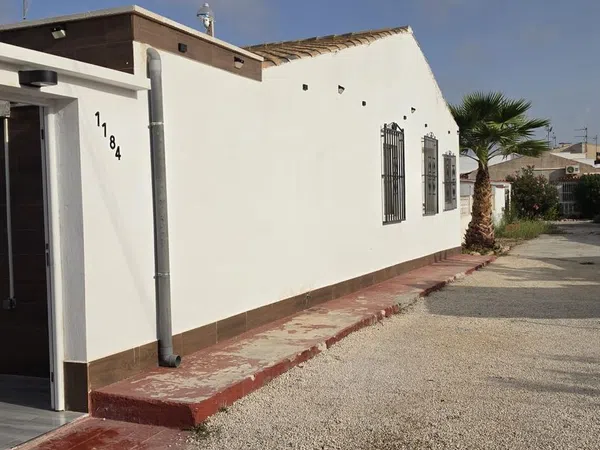 Chalet adosado en Calle Pio Baroja, 1184, La Siesta - El Salado - Torreta - Foto 12