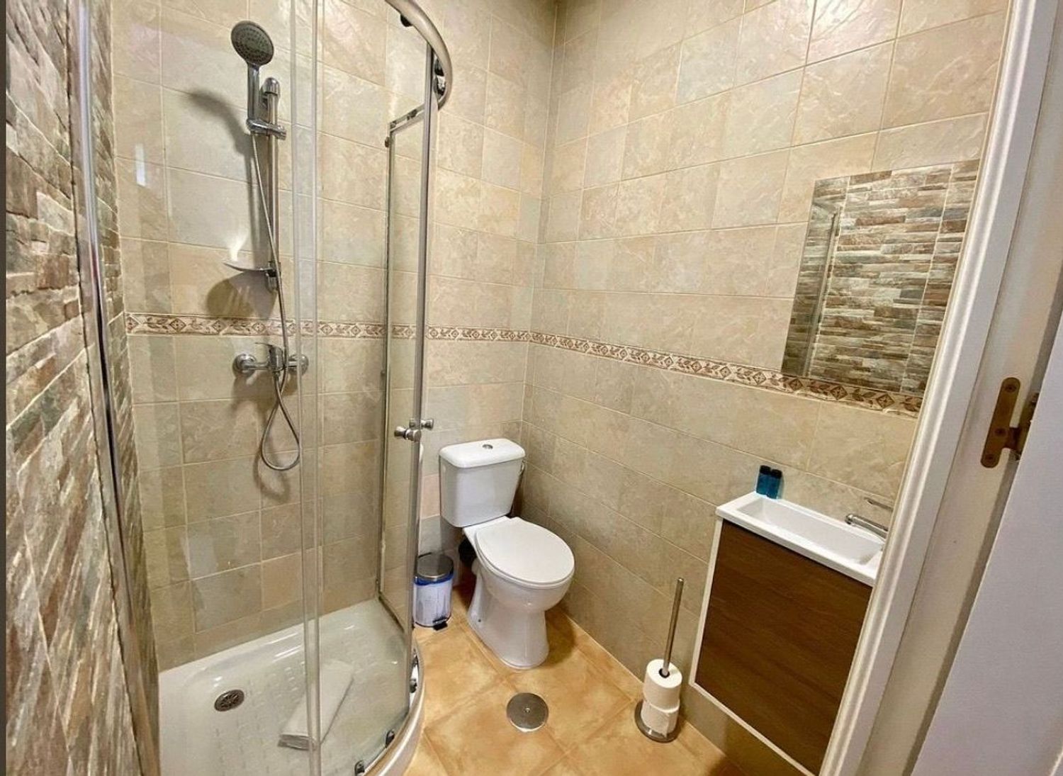 Piso en calle de Atocha, 76 - Foto 2