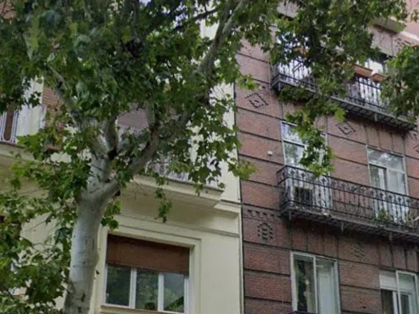 Piso en calle de Alberto Aguilera, 8