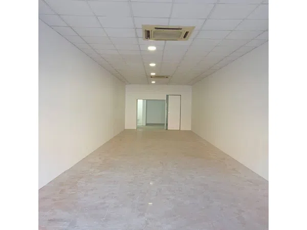 Local en Avenida de la Concòrdia, La Concòrdia - Foto 1