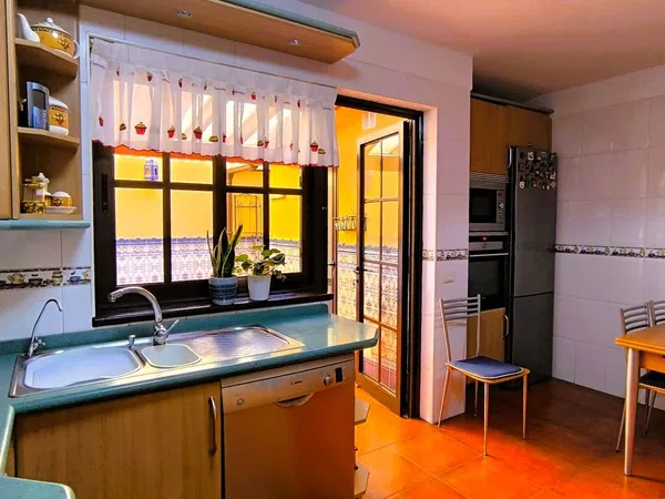 Chalet adosado en Calle Rector Francisco Hernández Borondo, 80, Gracia, Gracia - Foto 8