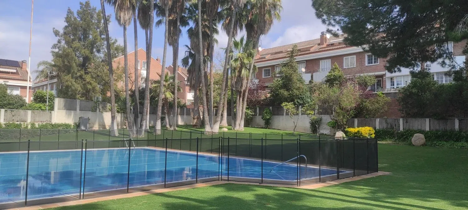 Chalet adosado en ronda del Puigmal, 16 - Foto 1