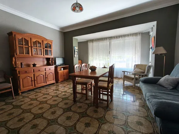 Piso en Calle de Sanahuja, 46, Zona Plaza Illes Columbretes - Foto 1