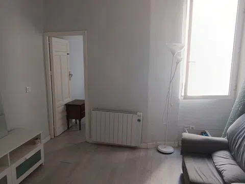 Piso en calle Menorca, 21