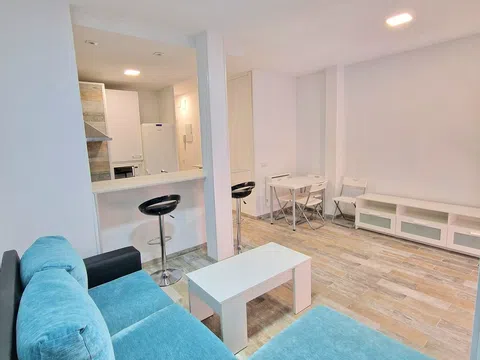 Piso en calle Navalcarnero, 4 - Foto 2