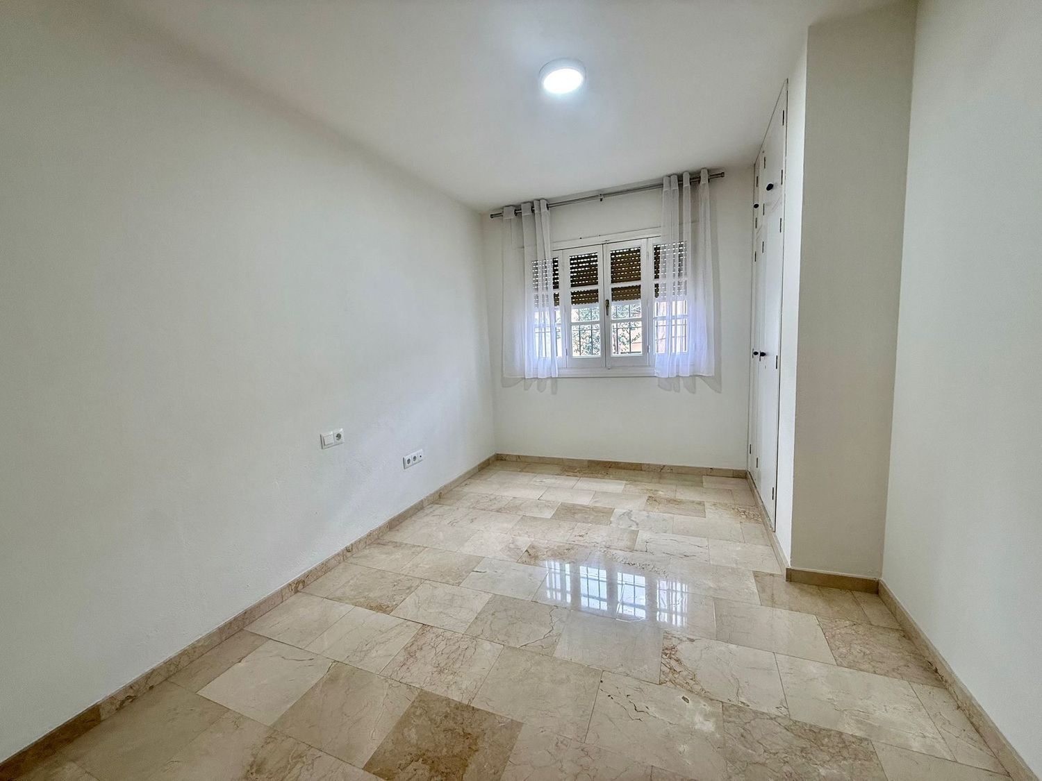 Piso en avenida Juan Sebastián Elcano, 109 - Foto 12