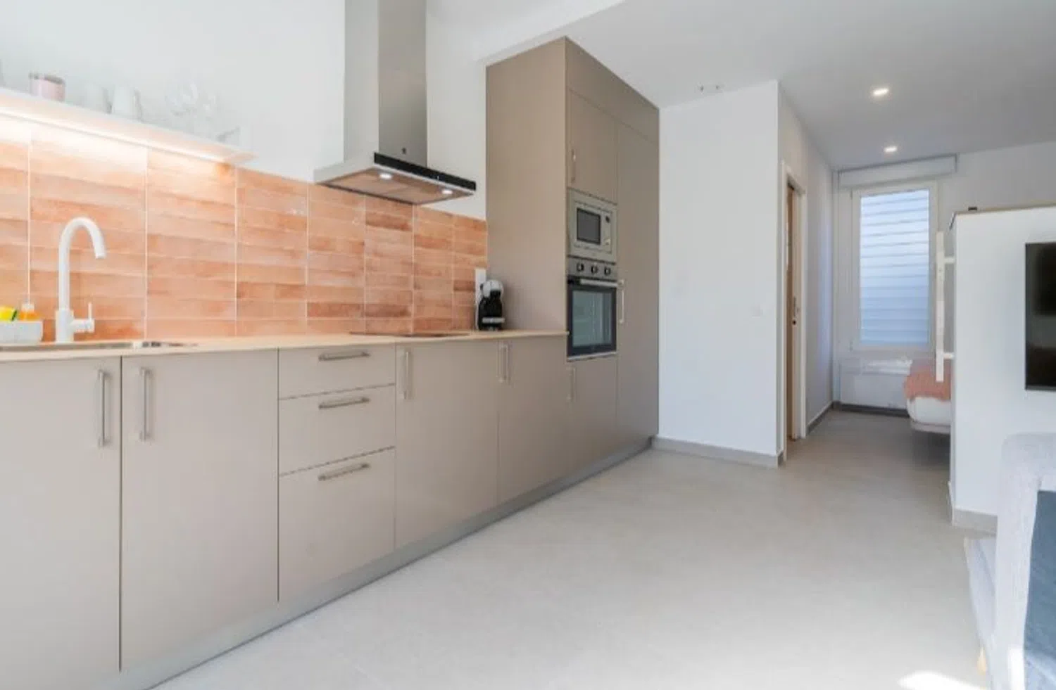 Estudio en calle d'ifach, 88 - Foto 1