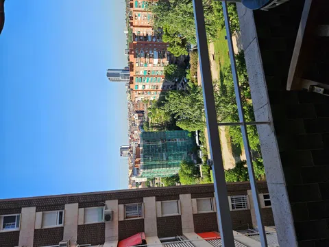 Piso en avenida de El Ferrol, 23