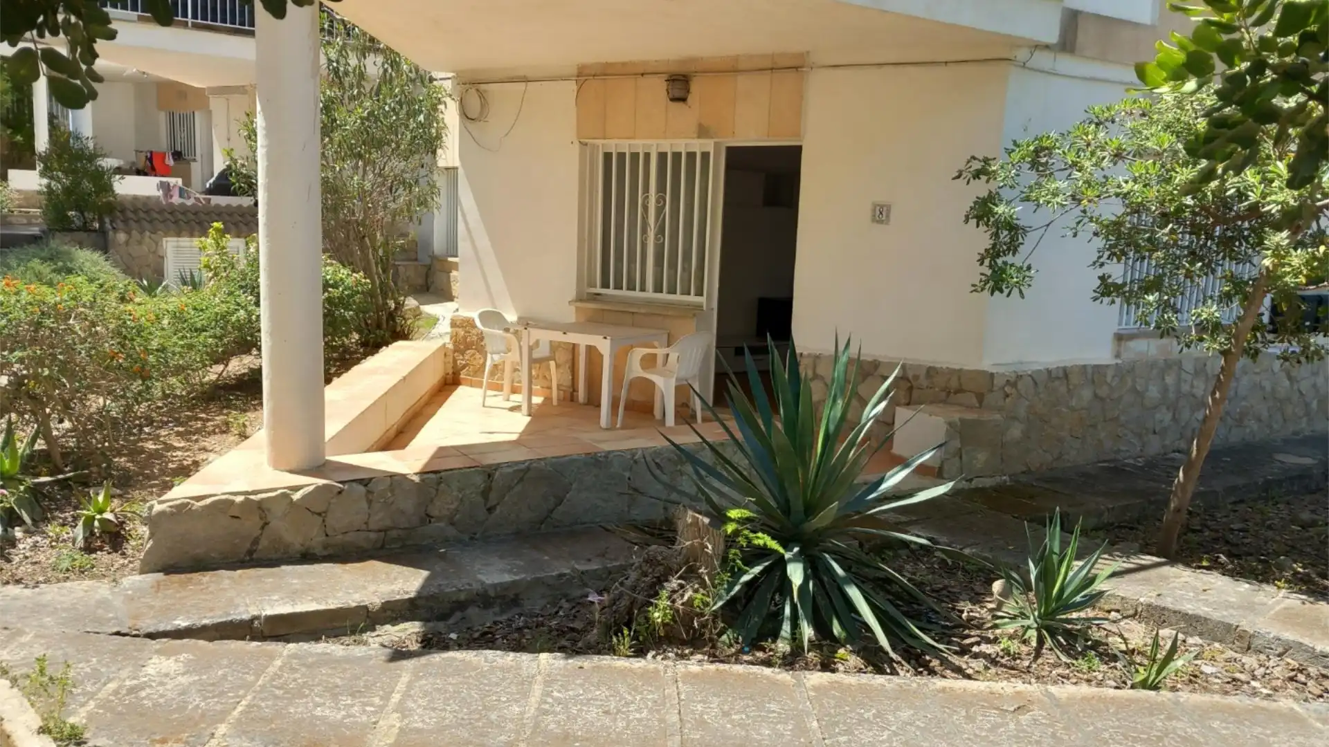 Apartamento en calle Carrer Rei Ferran II 23 - Foto 1