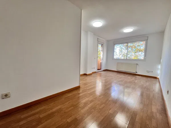 Piso en plaza José de Espronceda, 1