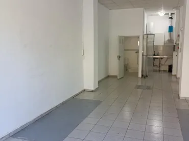 Planta baja en  Calle San Joaquín 8 - Foto 6