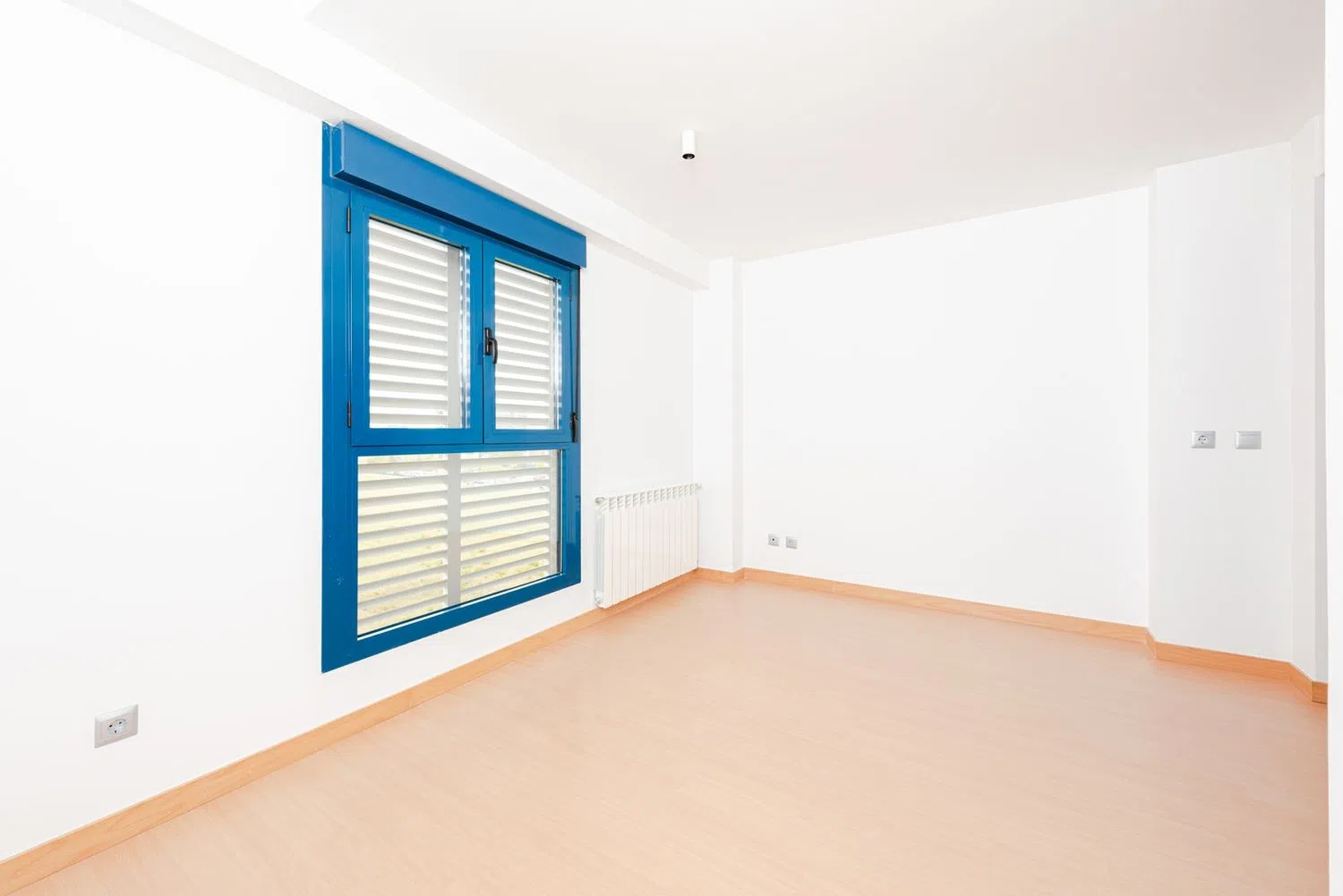 Piso en plaza del Sol - Foto 7