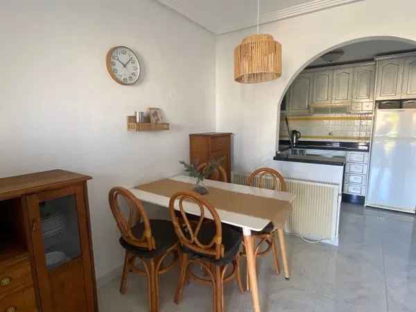 Chalet adosado en Avenida de la Mancha s/n - Foto 8