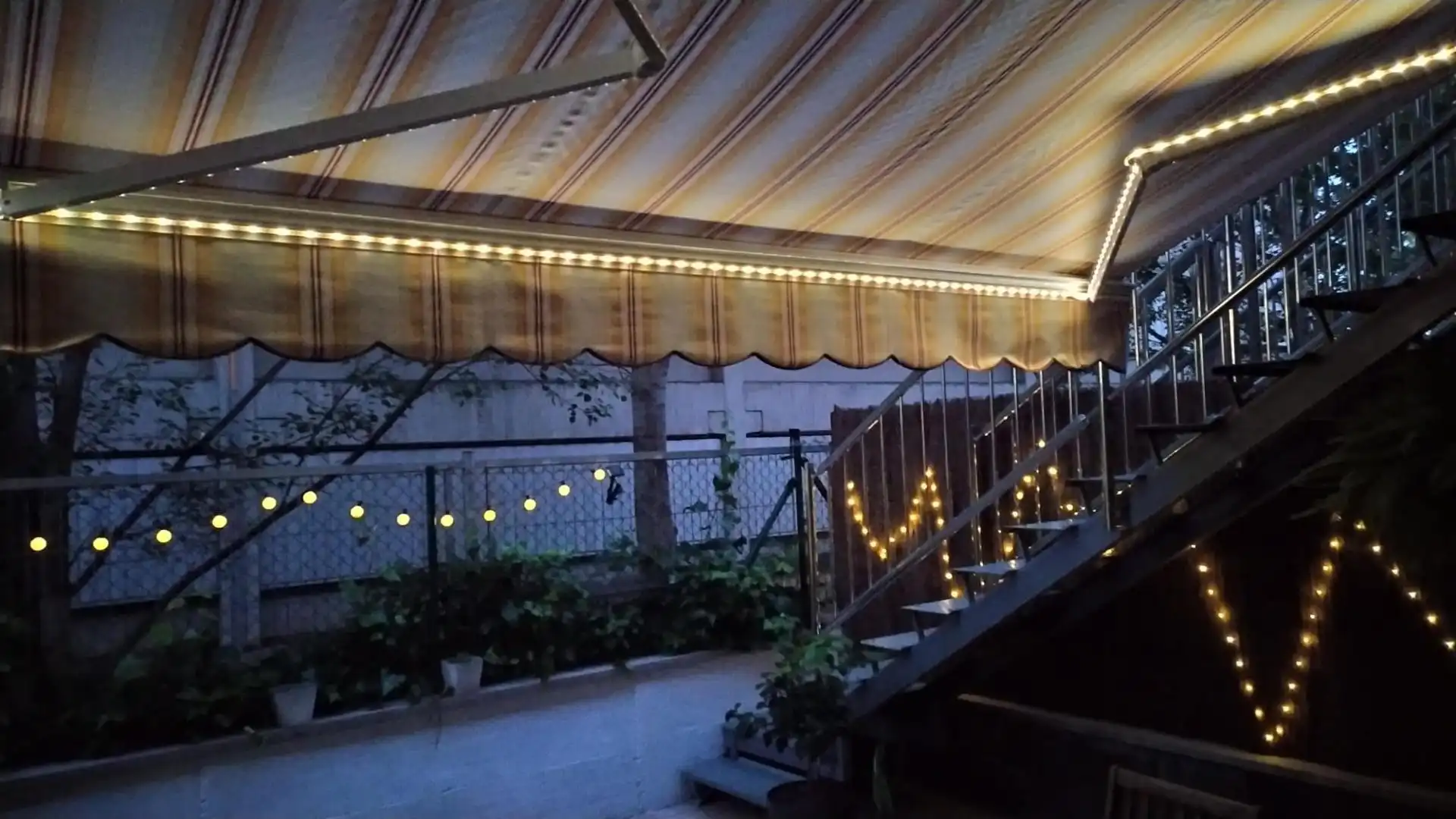 Casa adosada en  Carrer de Rector de Vallfogona 51 - Foto 32