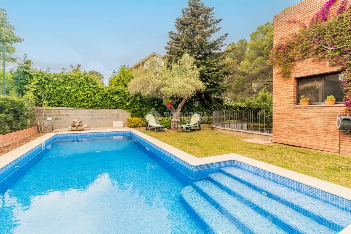 Chalet en Sant Cugat del Vallès - Foto 2
