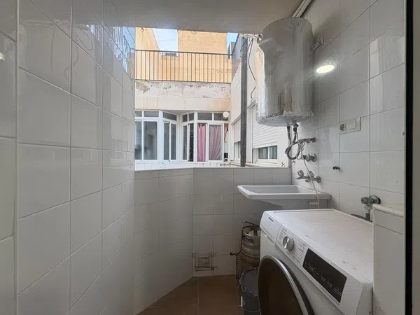Piso en Calle la Torre, 54, Plaza Crevillente-Juzgados - Foto 4