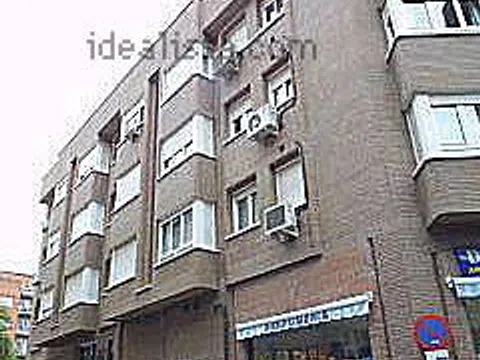 Piso en calle Ardemans, 52
