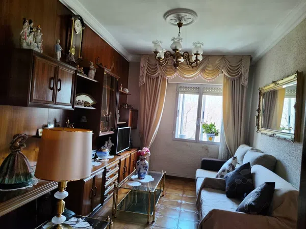 Piso en avenida de Oporto, 1 a - Foto 1