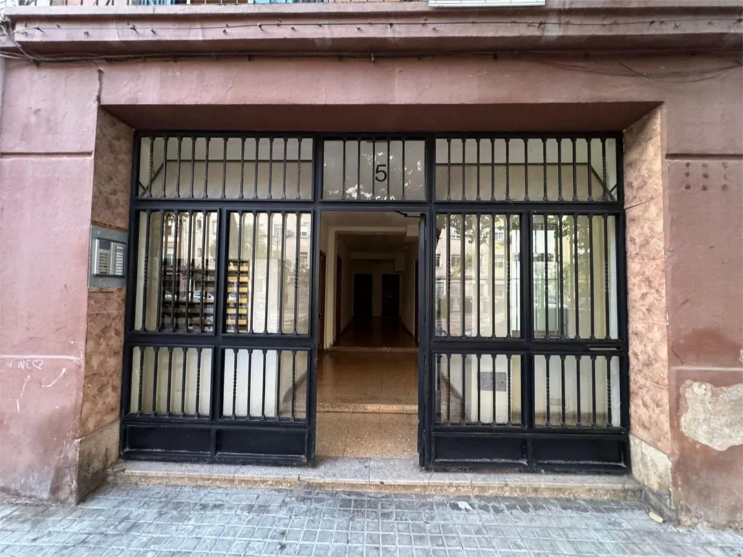 Piso en  Carrer de Yecla 25 - Foto 16