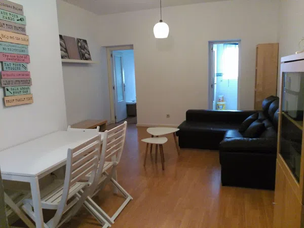 Piso en calle de Santa Isabel, 20