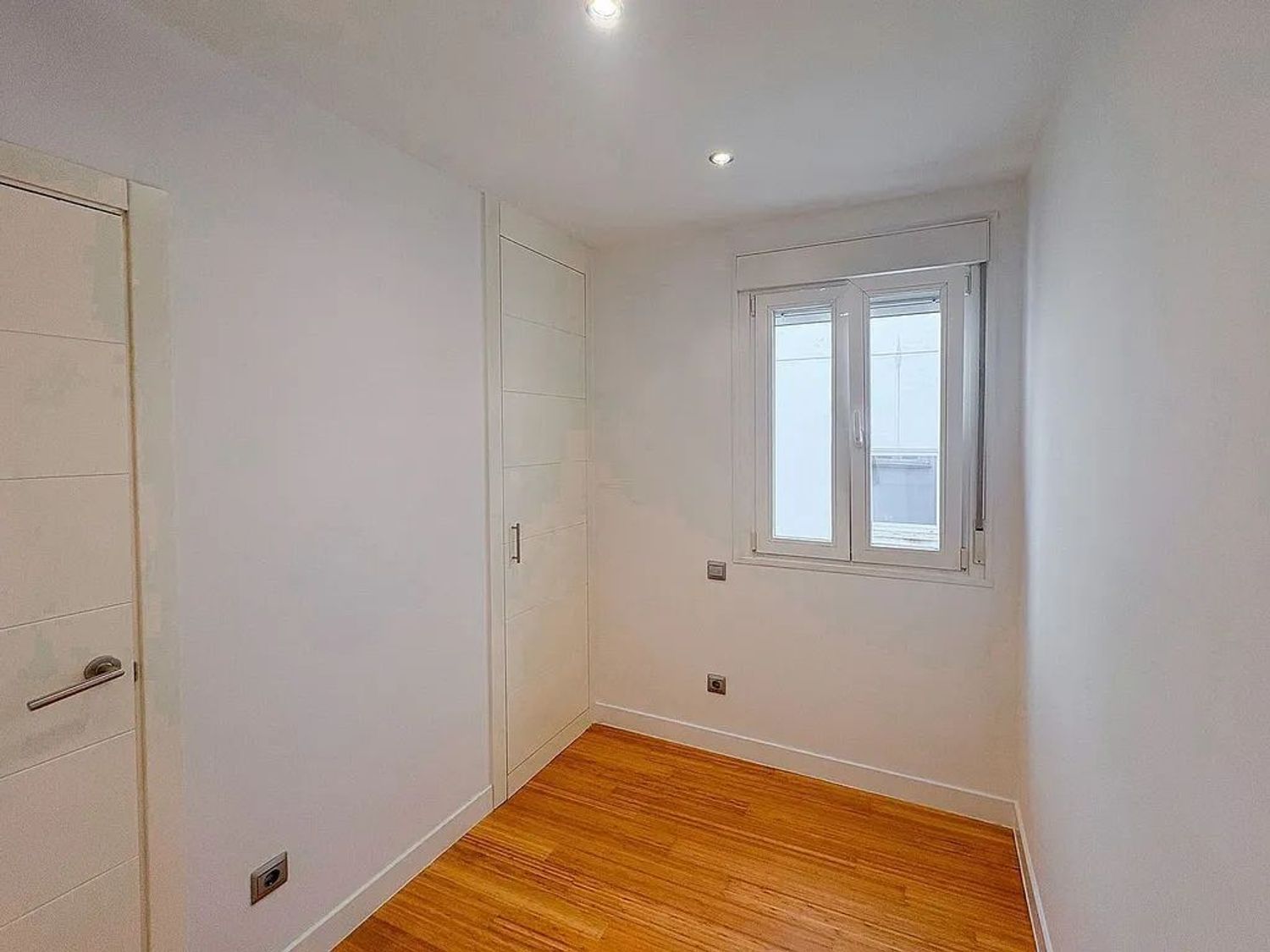 Piso en calle de Garcilaso, 152 - Foto 2