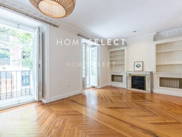 Piso en calle de Salustiano Olózaga