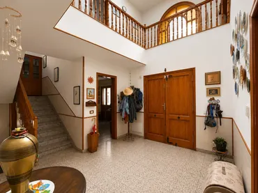 Casa adosada en  Calle San Vicente 8 - Foto 5