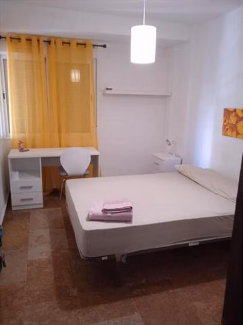 Piso en Ciudad Jardín - Foto 6