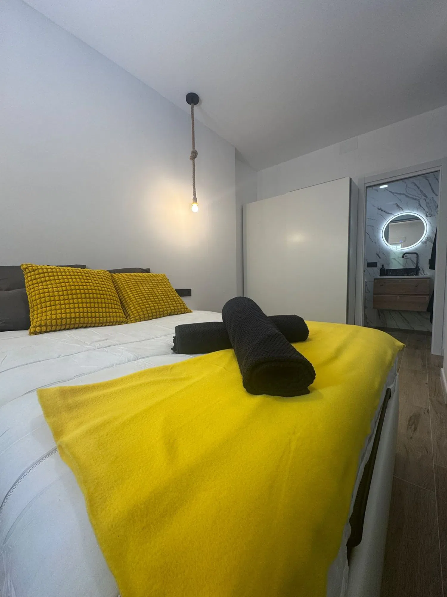 Estudio en Grupo los Millones, 6 - Foto 2