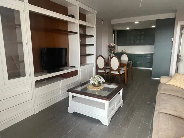 Piso en avenida Ocho de Marzo, 12