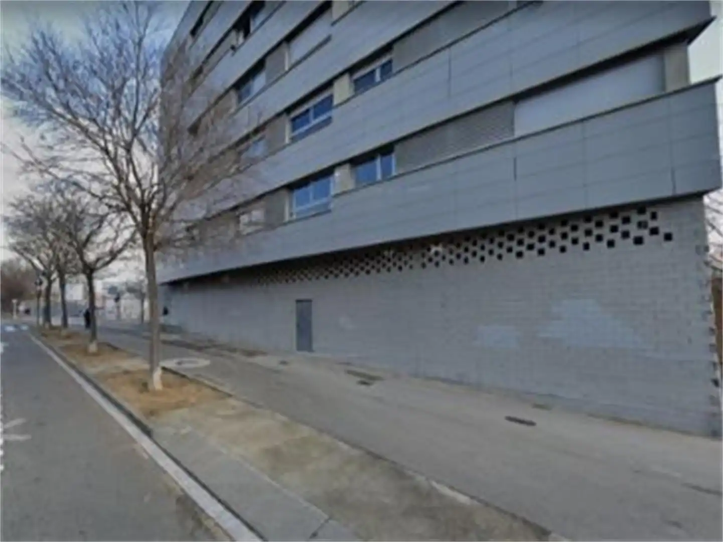 Local comercial en  Ronda de Ponent 12 - Foto 3